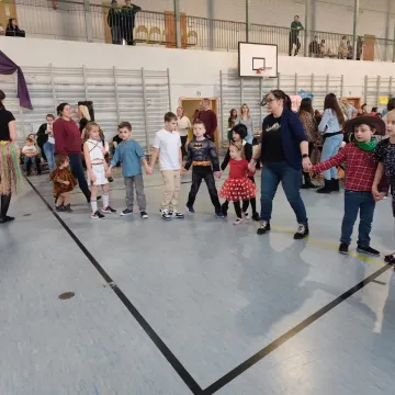 Karnawałowa zabawa w PSP nr 7 w Radomsku