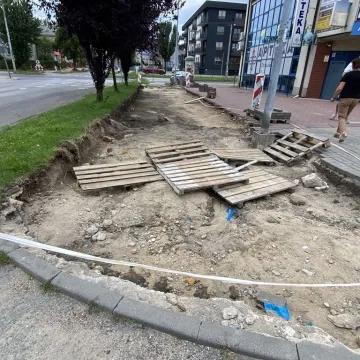 Nowe ścieżki rowerowe w Radomsku. Sprawdziliśmy postęp prac