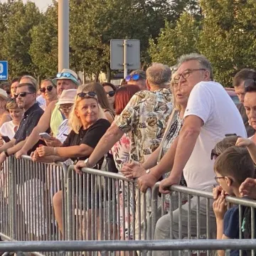 Kleszczowskie dożynki. Na scenie Universe, Wac Toja oraz Cleo