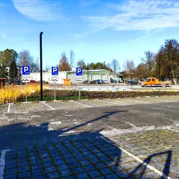 Można już korzystać z nowego parkingu w centrum Radomska