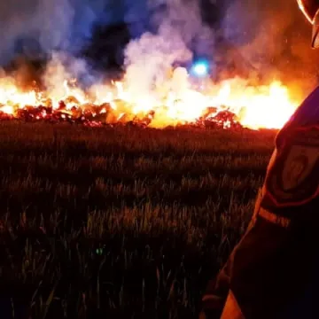 Kolejny pożar balotów słomy w Pratkowicach