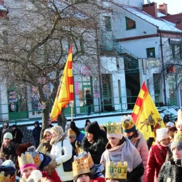 Orszak Trzech Króli 2017 na ulicach Radomska