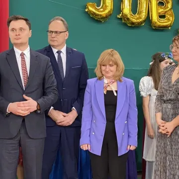 40 lat minęło... Jubileusz PSP nr 1 w Radomsku