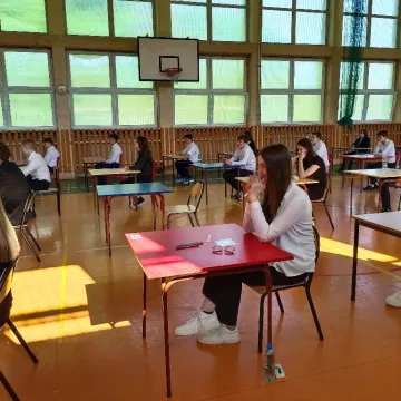 Rozpoczynają się egzaminy ósmoklasisty