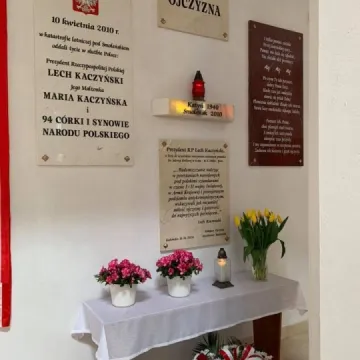 Poseł Anna Milczanowska oddała hołd ofiarom katastrofy smoleńskiej