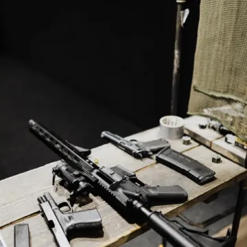 Dlaczego warto udać się na strzelnicę?