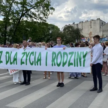 Ulicami Radomska przeszedł Marsz dla Życia i Rodziny