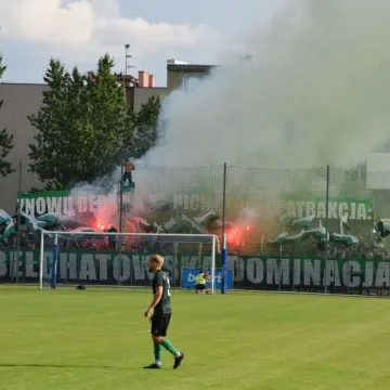 Kibice i doping na meczu RKS Radomsko – FA GKS Bełchatów