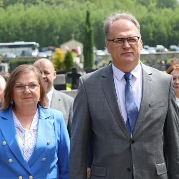 W Bąkowej Górze upamiętniono 77. rocznicę mordu żołnierzy KWP