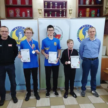 8 medali dla pistoleciarzy z OKSS „10-tka”