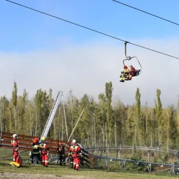 Ćwiczenia ratownicze w Ośrodku Sportu i Rekreacji na Górze Kamieńsk