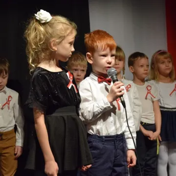 Piosenką uczcili Niepodległą