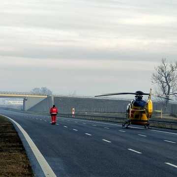 Wypadek na A1: Całkowite zablokowanie drogi, śmigłowiec LPR na miejscu