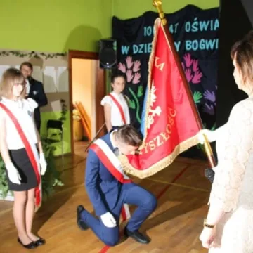 PSP 8 w Radomsku nadano imię „Przyjaciół Dzieci”. Uroczystości 50-lecia