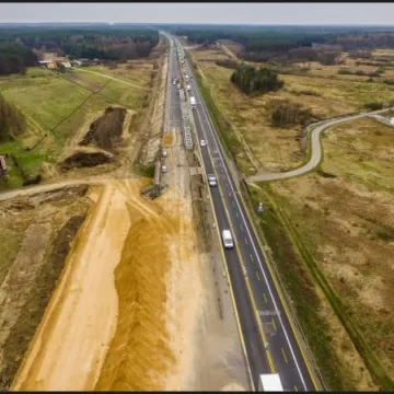 Budowa A1. Postęp prac przy odc. Radomsko - granica województwa 