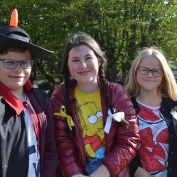 Dzień Uśmiechu na ulicach Radomska z PSP nr 7