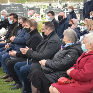 W Bąkowej Górze oddano hołd zamordowanym Żołnierzom Wyklętym