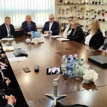 [WIDEO] Zarząd Powiatu Radomszczańskiego: to będzie bardzo dobry budżet. Zaplanowano wielomilionowe inwestycje