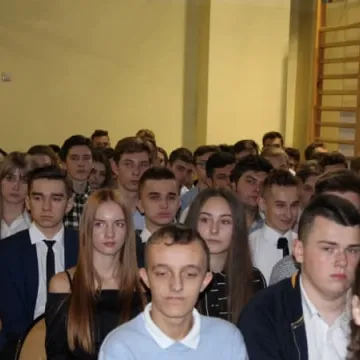 Dzień Edukacji Narodowej szkół średnich w Radomsku