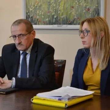 Spełniono deklarację podwyżki wynagrodzeń dla rodzin zastępczych