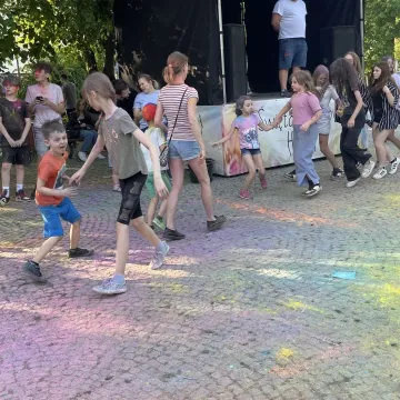 Magia kolorów, czyli Holi Day 2024 w Radomsku