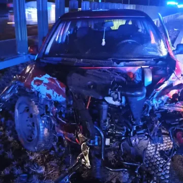 Trzy samochody zderzyły się na A1 niedaleko Radomska. Jeden z kierowców zasnął