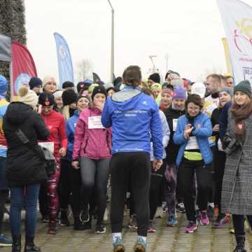 [WIDEO] Glinianki parkRUN w Radomsku. Bieg dla zdrowia i WOŚP 2025