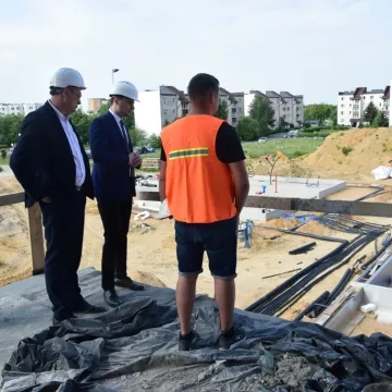 Jak postępują prace przy budowie nowego basenu w Radomsku?