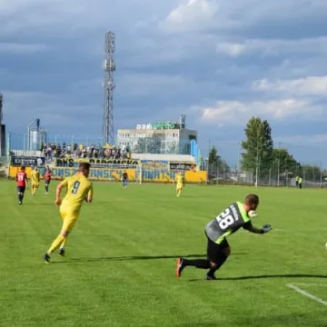 W meczu beniaminków: RKS Radomsko – KS Wasilków 5:0