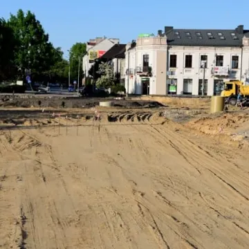 Prace przy budowie ronda na ul. Brzeźnickiej