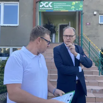 Kilka sekund może uratować życie. Nowe defibrylatory w Radomsku