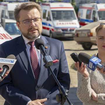 Trzy karetki trafią do obwodów partnerskich województwa łódzkiego w Ukrainie