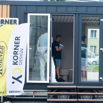 Firma Korner na Dniach Przedborza – mobilny showroom przyciąga uwagę