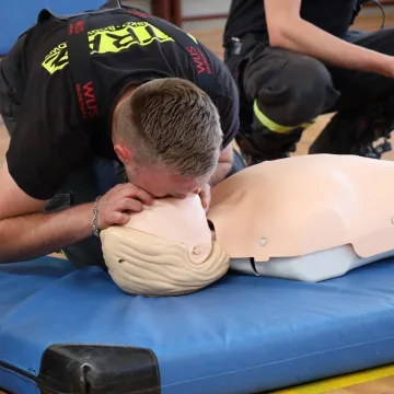 „Bezpieczne wakacje” – ruszył cykl szkoleń dla uczniów szkół podstawowych