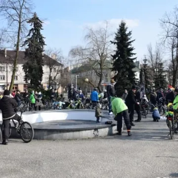 Rowerowo.pl powitało wiosnę na rowerach