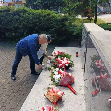 Oddali hołd zamordowanym Żydom z Przedborza