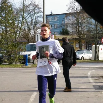 Pobiegli Tropem Wilczym