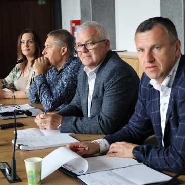 Radni zdecydowali: będzie wizja lokalna terenu przy ul. Wyszyńskiego, gdzie mają być składowane odpady