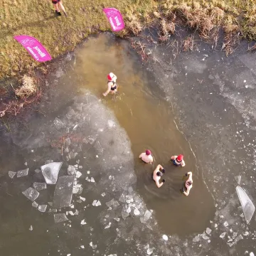 Na Wymysłówku morsują i saunują... dla Nadii