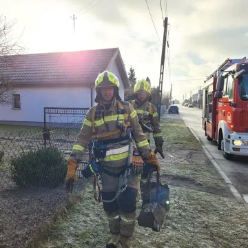 W Gorzędowie paliły się sadze w kominie