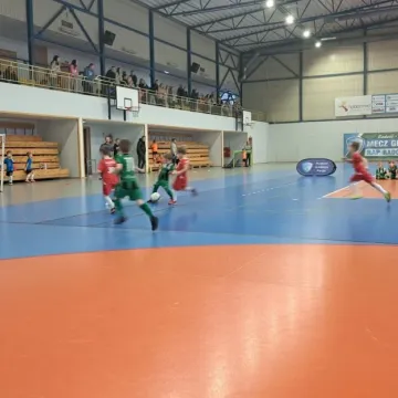 Piłkarskie emocje na mikołajkowym turnieju RAP Radomsko