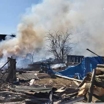Nosalewice: 200 tys. złotych strat po pożarze budynku tartaku