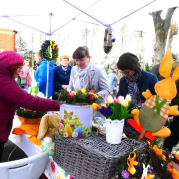 Wielkanocny kiermasz w Szczepocicach