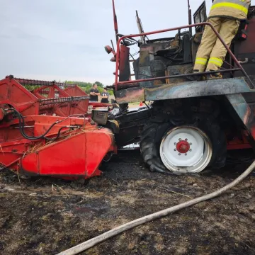 Pożar kombajnu w Strzałkowie