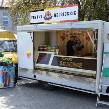 Food trucki opanowały plac 3 Maja