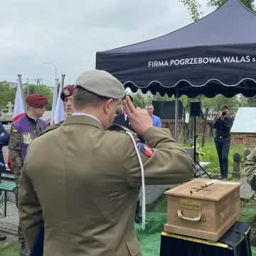 Ekshumowany Jan Kowalski spoczął na Cmentarzu Starym w Radomsku