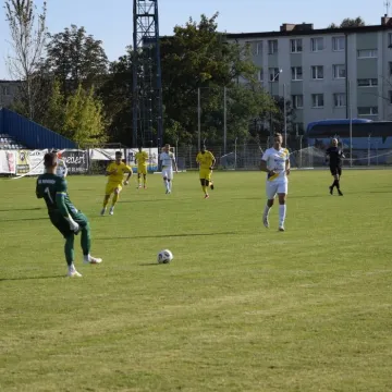 Wygrana lidera tabeli. RKS Radomsko pewnie pokonał Stal Niewiadów