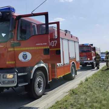 Pożar ciężarówki na autostradzie A1: Strażacy i służby w akcji