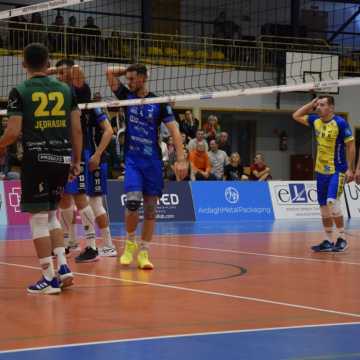 Wygrana i awans na pierwsze miejsce w tabeli METPRIM Volley Radomsko