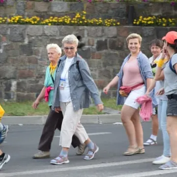 Wierni z Radomska wyruszyli na Jasną Górę